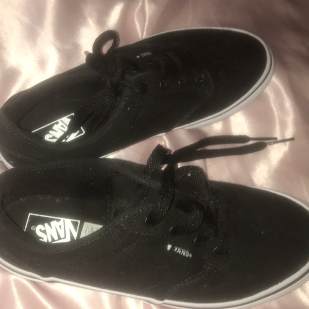 Black vans